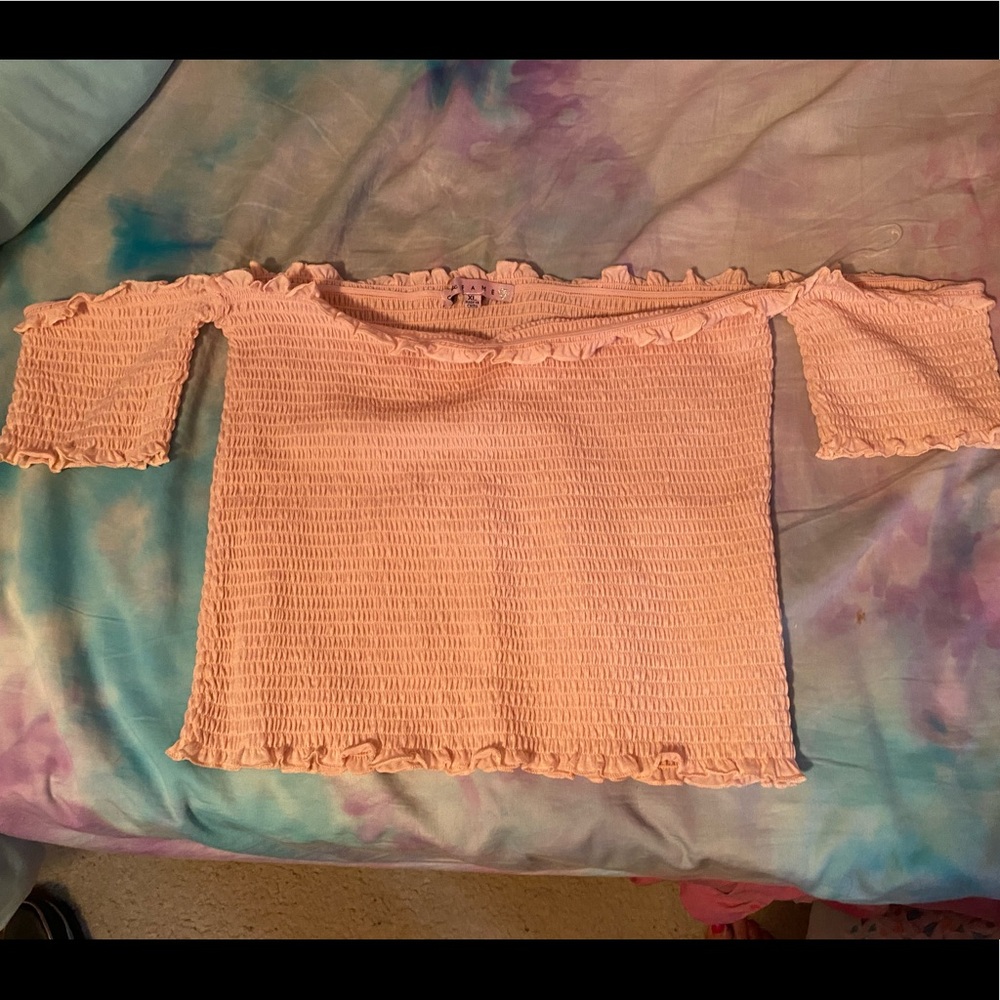 Light pink crop and off the shoulder top